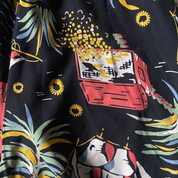 Trashy Diva Pirate Treasure high waisted rayon shorts size 4 - Picture 2 of 3